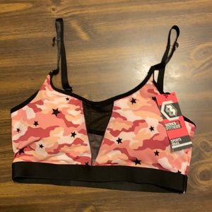 NWT series 8 pink Camouflage sports bra size M